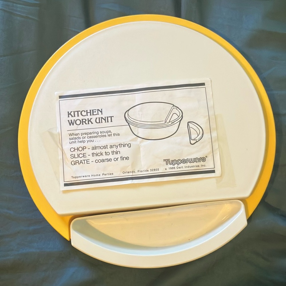 Vintage Tupperware 1986 kitchen work unit, gold and white